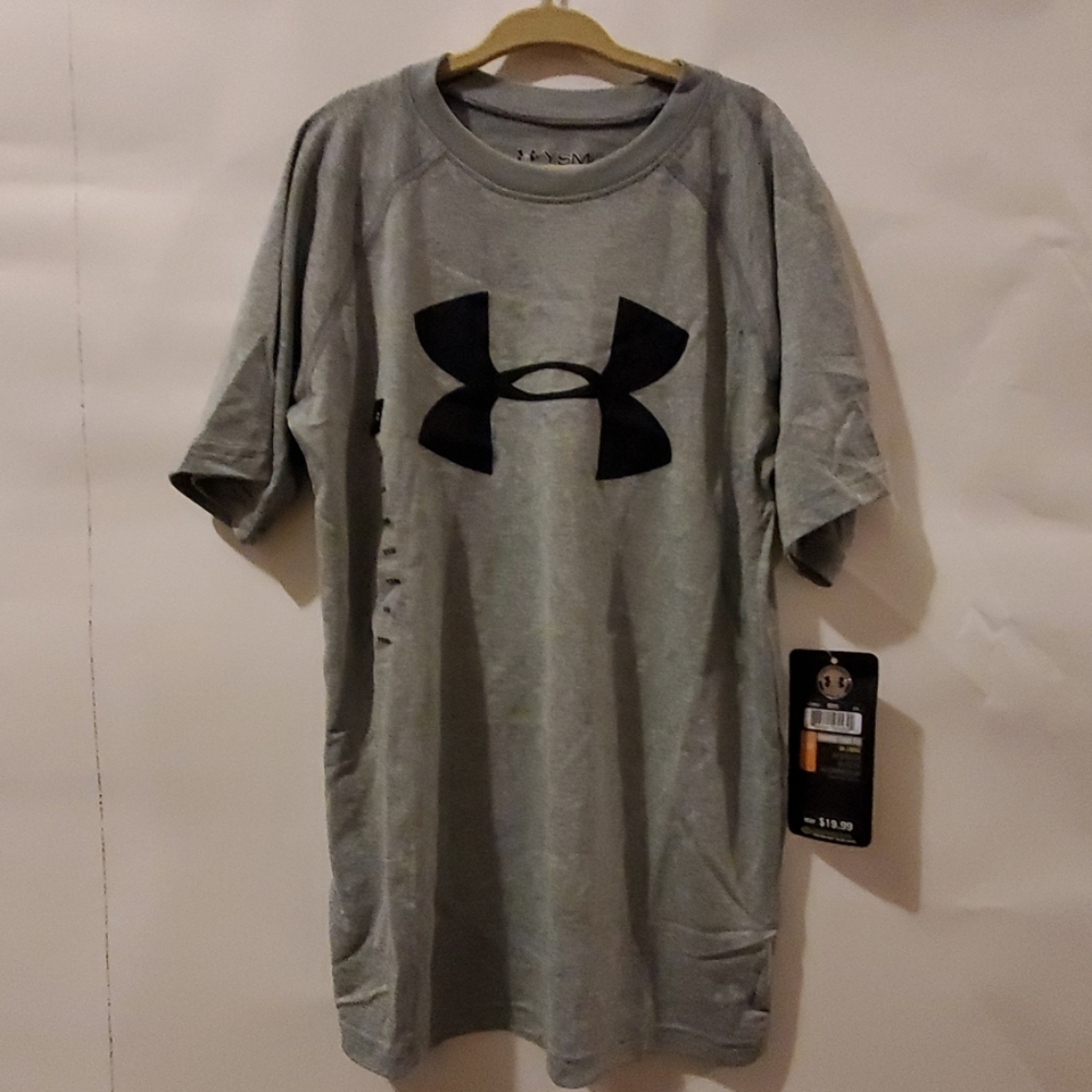 Under Armour New | boys heat gear shirts